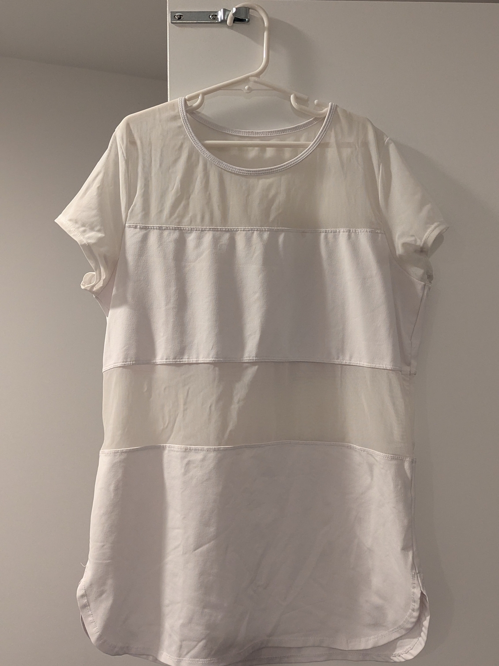 Fabletics White Short Sleeve Layered Tunic